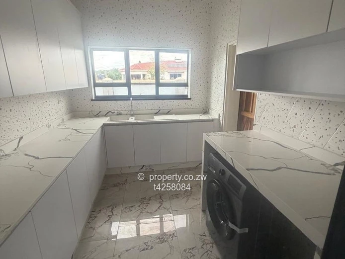 Borrowdale Quinngton house to rent  (Sole Mandate)