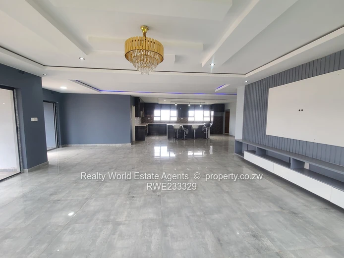 Exceptional 7-Bedroom Home with Agribusiness Potential – Ziko, Chitungwiza (Sole Mandate)