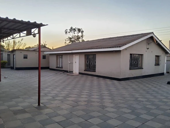 4 Bedroom House