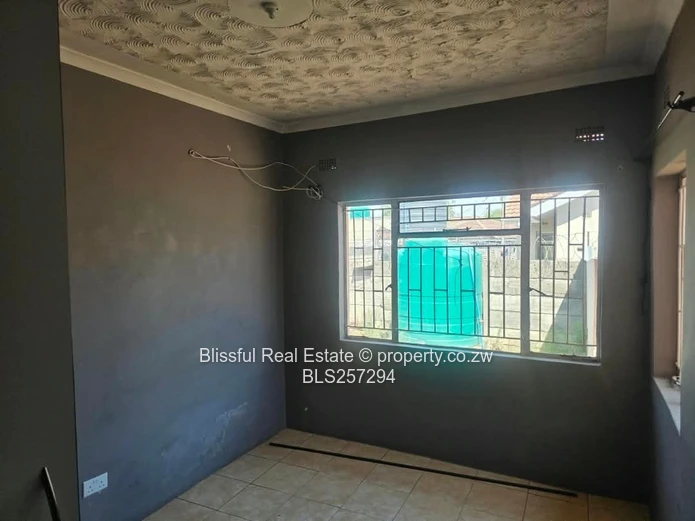 3 Bedroom house for rent in Zimre park
