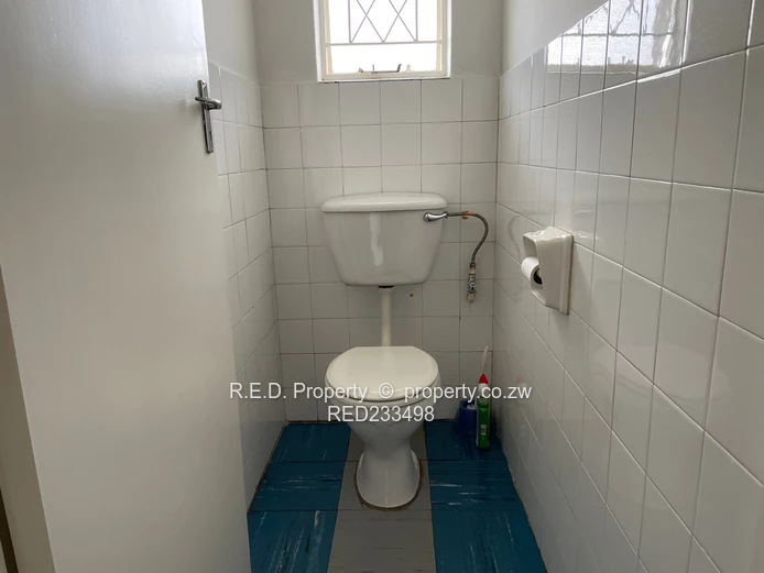 Comfortable Family Living in a Well-Located Area