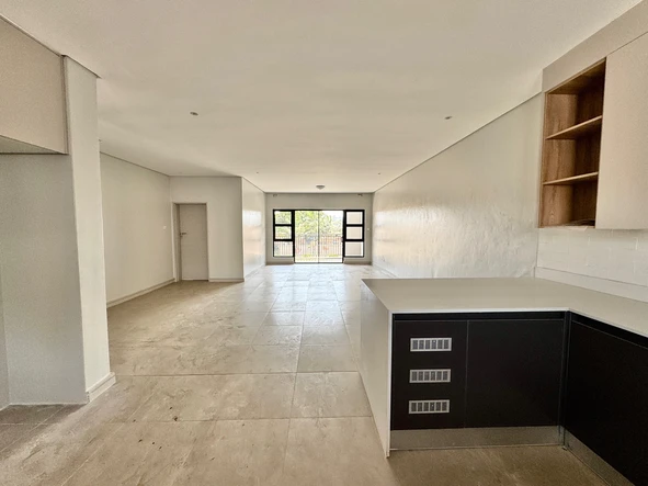 3 Bedroom Flat & Apartment