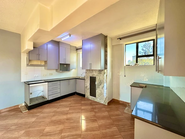 2 Bedroom Flat & Apartment