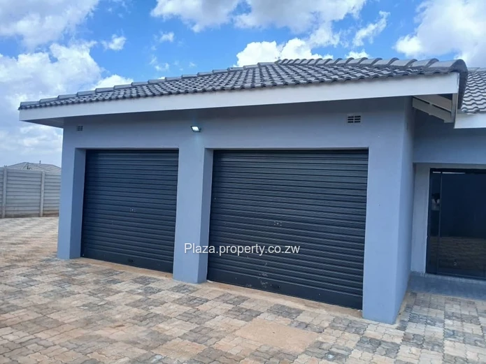 Mt Pleasant Heights Newly Built Home with Guest Cottage 