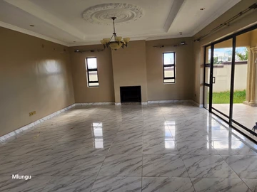 6 Bedroom House