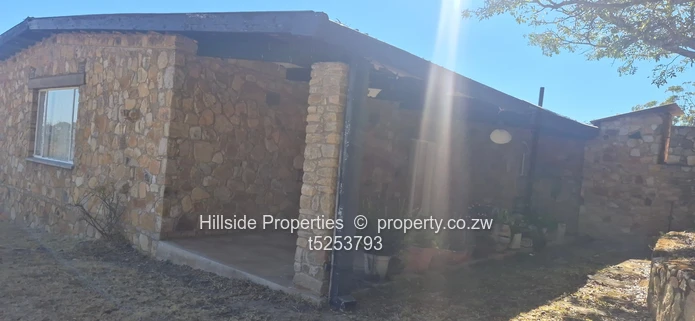 House of stones for sale  (Sole Mandate)