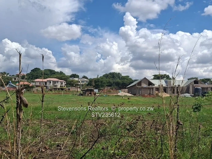 2100m² Gletwin Park Stand — Near New Builds, Gravel Road Access.