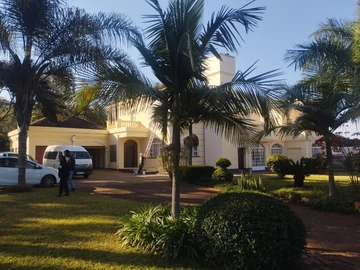5 Bedroom House