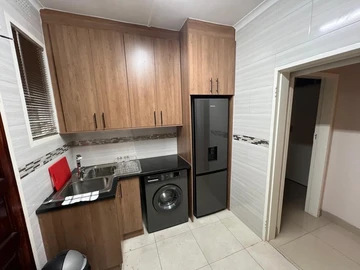 3 Bedroom Garden Flat