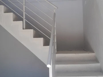 3 Bedroom Flat & Apartment