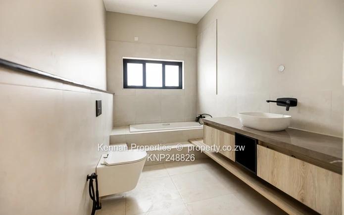 V Residence 36 - Marlborough