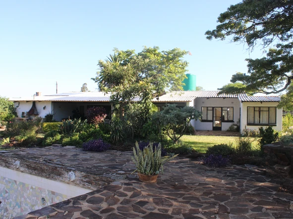 Commercial & Industrial Land