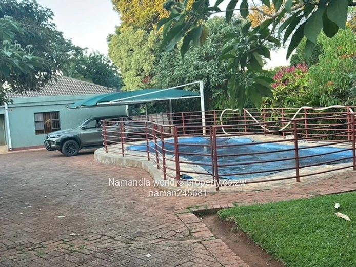 Mandara massive property to rent 