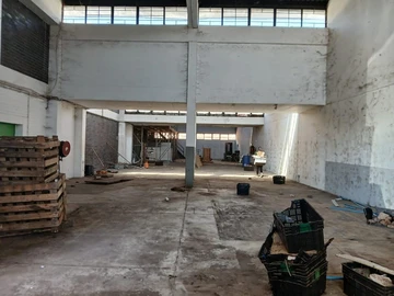 Warehouse & Factory