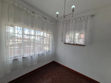 3 Bedroom Garden Flat