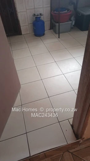 Chitungwiza house for sale (Sole Mandate)