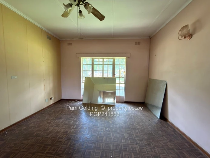 Kumalo- Spacious property with renovation potential (Sole Mandate)