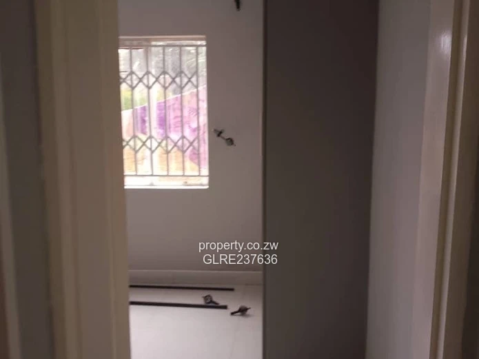 Glaudina 2 BEDROOMED FLAT TO RENT