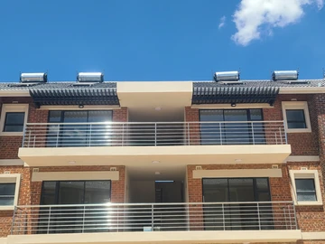 18 Bedroom Flat & Apartment