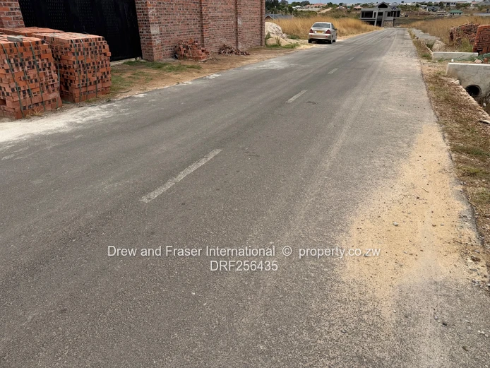 800 m² Stand in Silverbrooke Estate Ruwa ready for title deeds $65k 