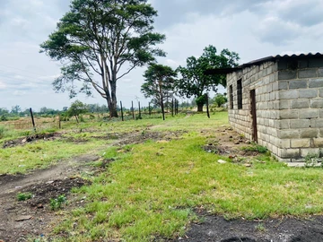 Commercial & Industrial Land