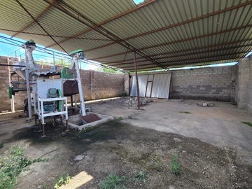 Farm & Agricultural Land