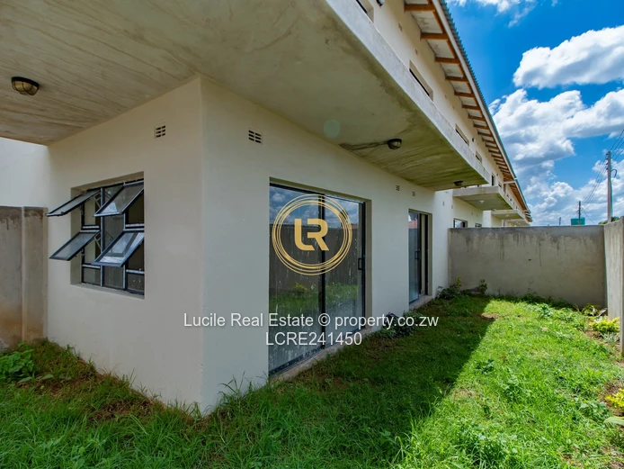 Comfortable Cluster Living/ Ashdown