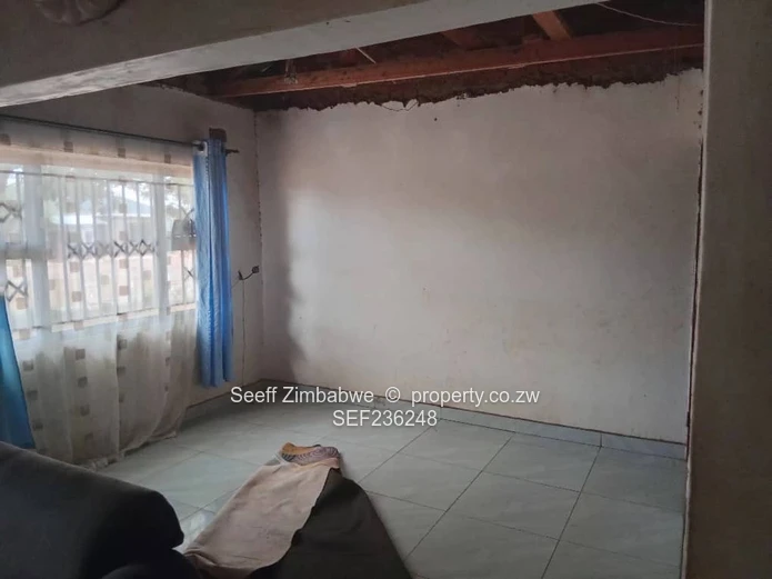 Dzivarasekwa Extension – Solid Family Home on 400sqm (Sole Mandate)