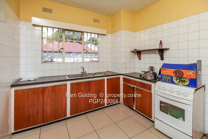 3 Bedroom Duplex In Prime Avenues Location