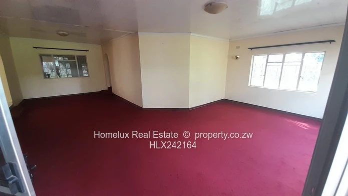 6 bedroom house available for rent in Mt Pleasant