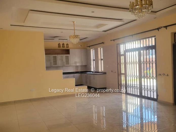 Executive Solar-Powered 5-Bedroom Cluster Home for Rent in Greendale,