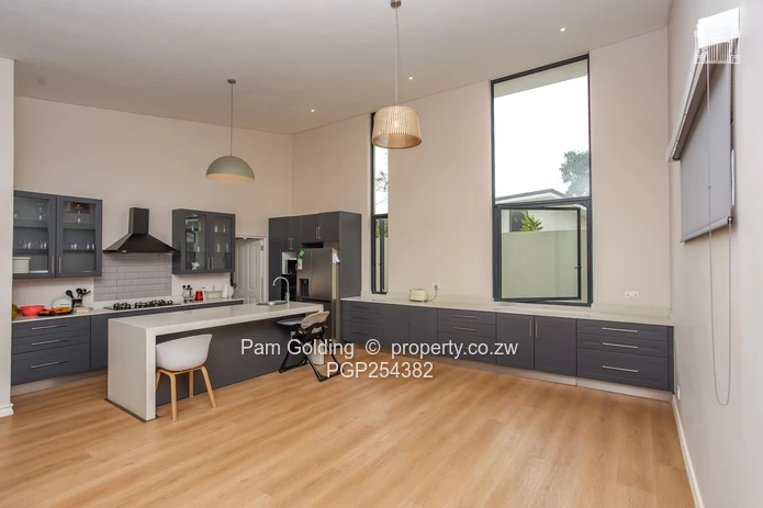 3 Bed 3 Bath Townhouse