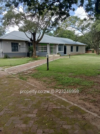 1 hectare property development site (Sole Mandate)