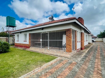 4 Bedroom Townhouse Complex