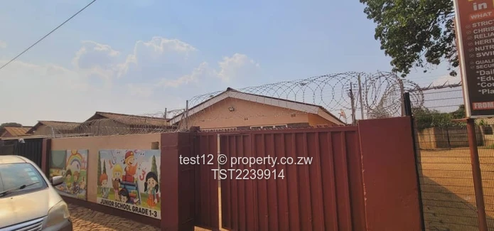Glenview 3 House For Sale  (Sole Mandate)