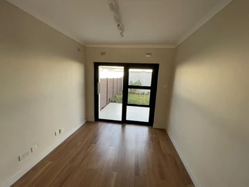 Flat & Apartment