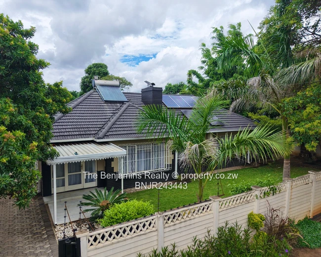 3 bedroom house for Sale Avondale West