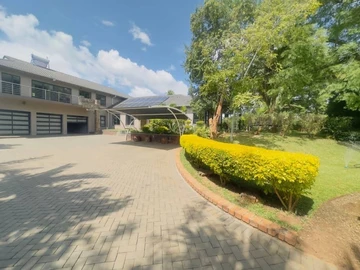 6 Bedroom House