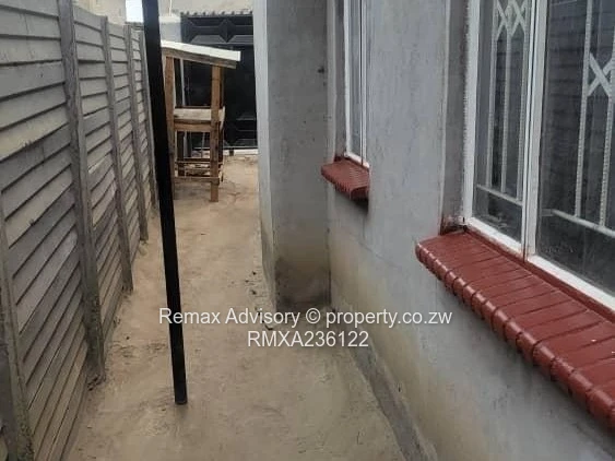 House For Sale In Southlea Park