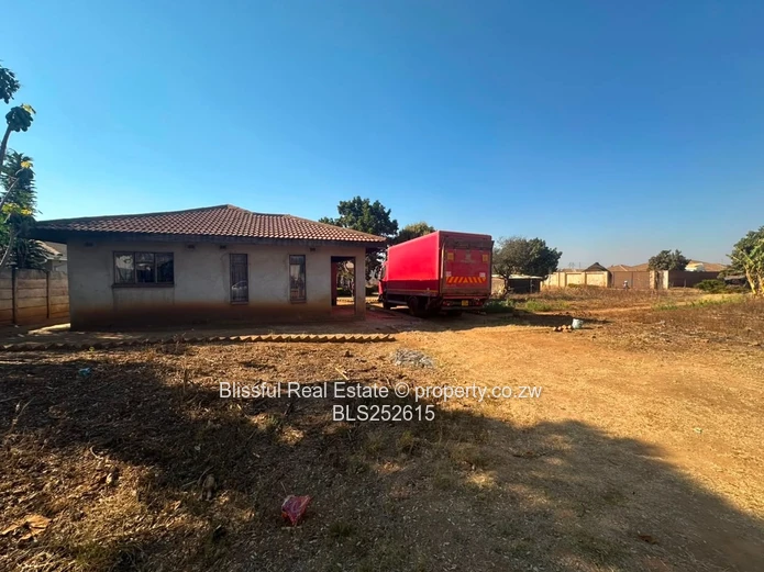 2-bedroom cottage for sale in belvedere west