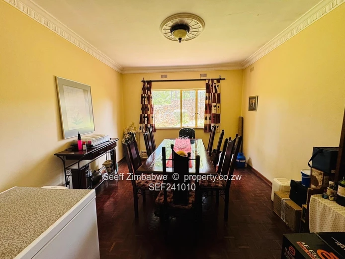 Borrowdale, Philadelphia Family Home For Sale (Sole Mandate)