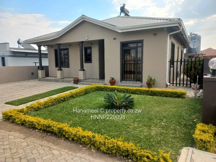 Stylish 3-Bedroom Furnished Townhouse in Arlington, Harare
