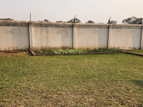 3 Bedroom Flat & Apartment