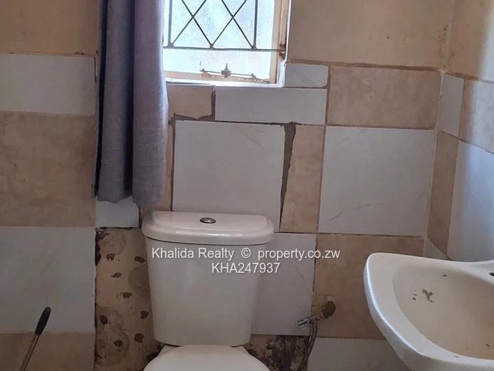 Kadoma Westview house for rent 
