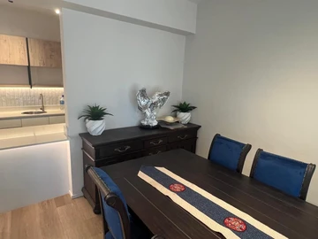 3 Bedroom Flat & Apartment