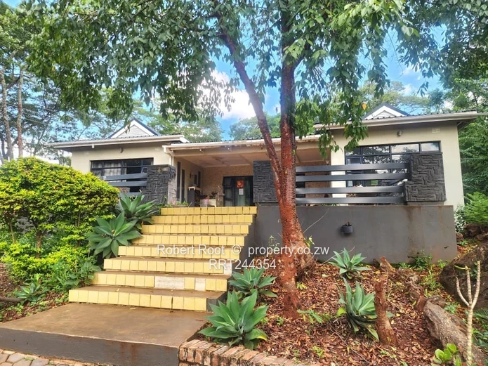 Fully Furnished House To Rent With A Swimming Pool