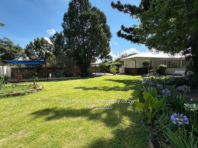 Timeless Family Living In Hillcrest