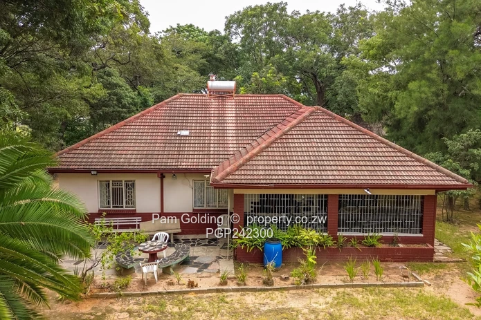 Prospect Park – Prime Land with 3-Bedroom Home (Sole Mandate)