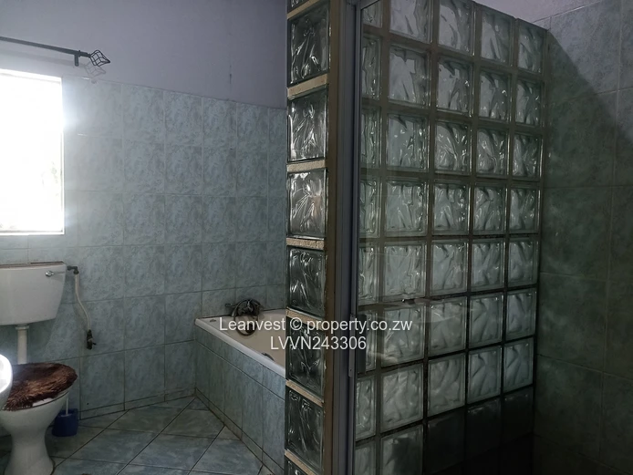 Helensvale House For Sale