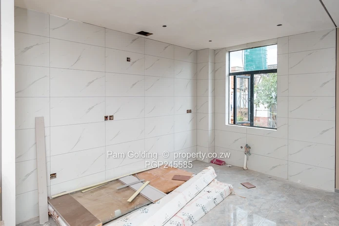 PRICE REDUCED — Upmarket Townhouses for Sale in Highlands